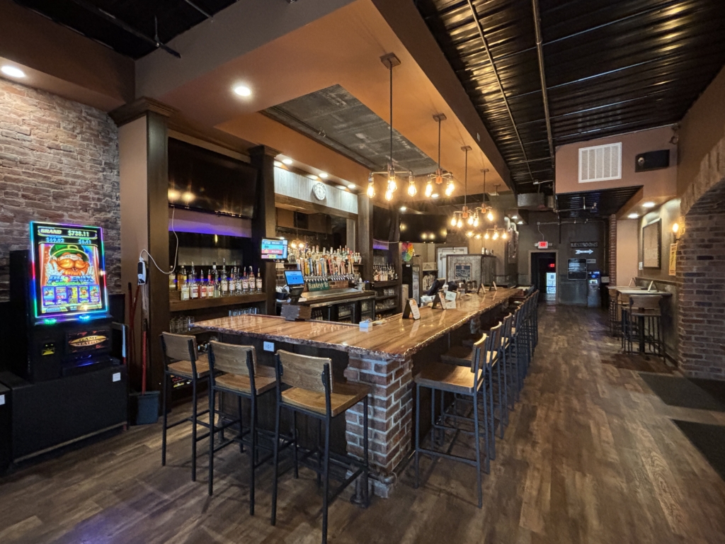 1038 7th Ave., Marion Uptown Bar Space For Lease
