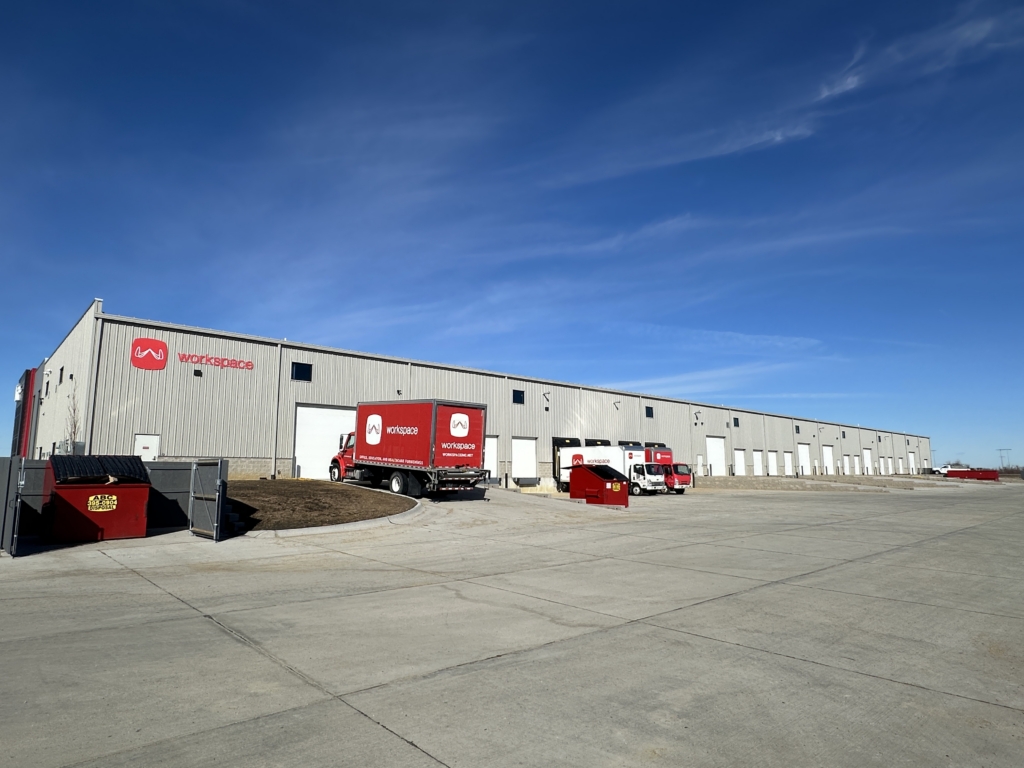 Industrial building in 380 Commerce park Cedar Rapids Iowa