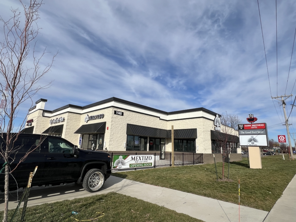 NE Retail Strip Center 1140 Blairs Ferry Rd NE
